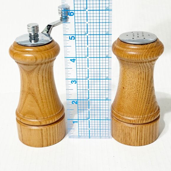Mr. Dudley Salt Shaker & Pepper Mill Wood Shakers Grinder 5" Tall Home Decor - Picture 8 of 9